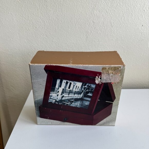 Vintage 1998 Rosewood Flip Top Photo Storage Box w/ 4x6 Frame - Picture 13 of 14